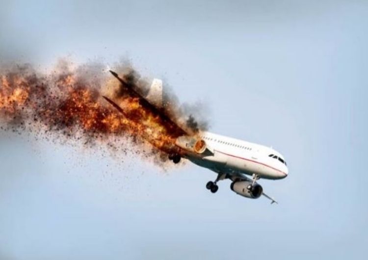 Nằm mơ thấy máy bay rơi kèm cháy nổ lớn