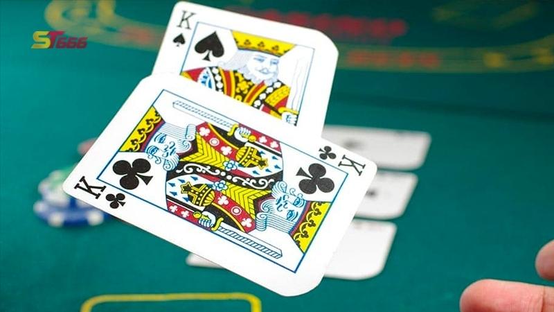Tại sao Float play trong Poker lại mang đến hiệu quả?